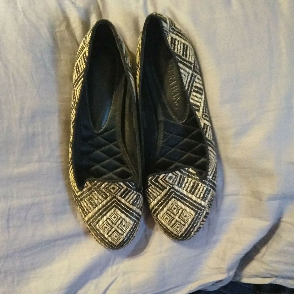 VERA WANG flats!